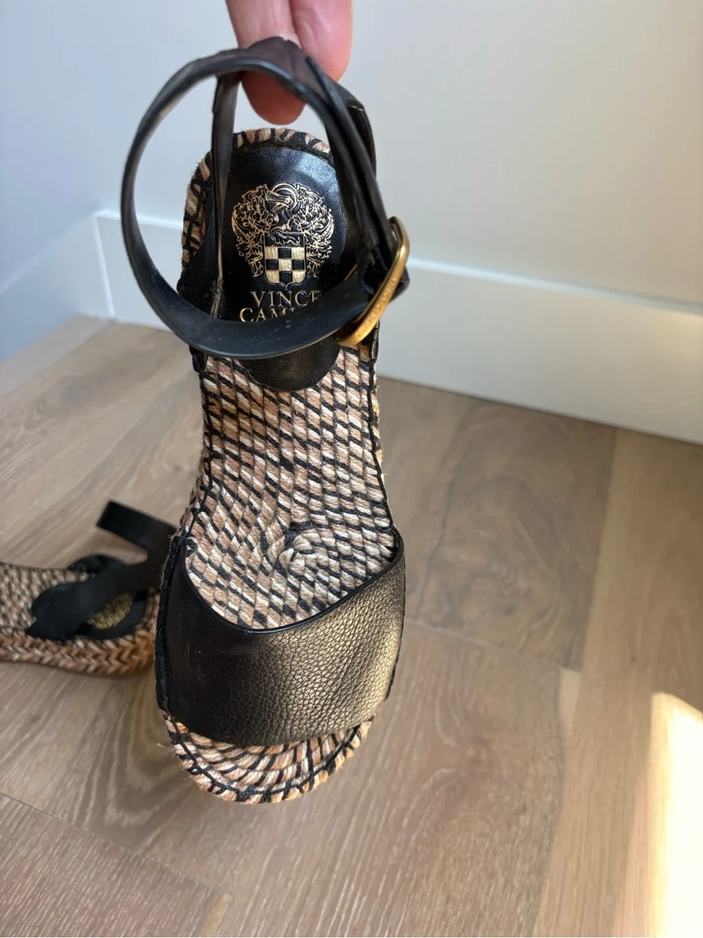 Black Leather Espadrille Platform Sandals Size 8 Vince Camuto - Picture 10 of 11